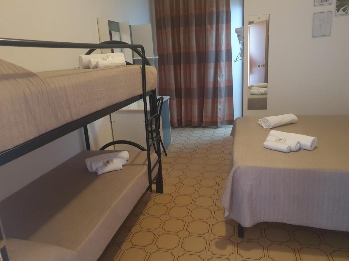 Hotel Magriv Rimini Eksteriør billede