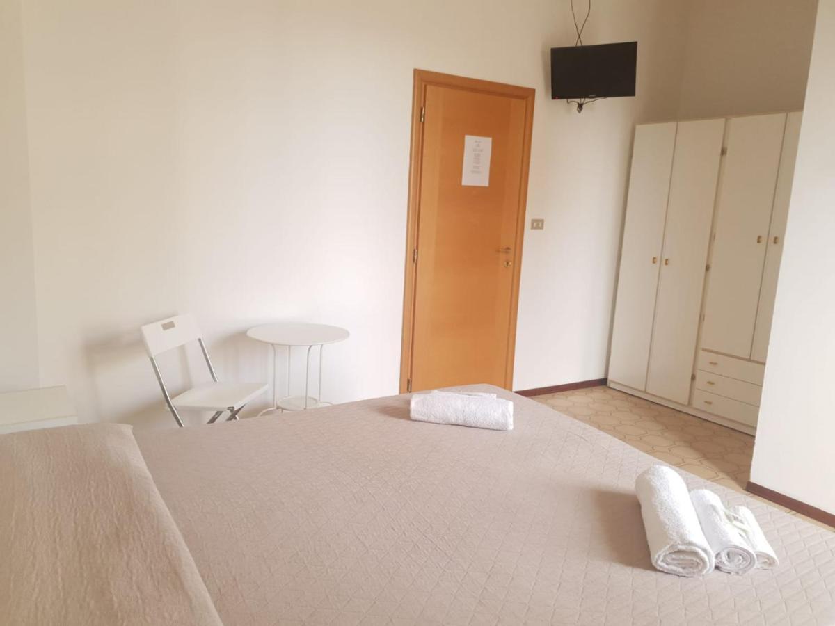 Hotel Magriv Rimini Eksteriør billede
