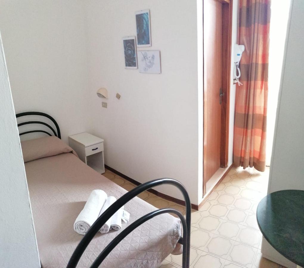 Hotel Magriv Rimini Eksteriør billede