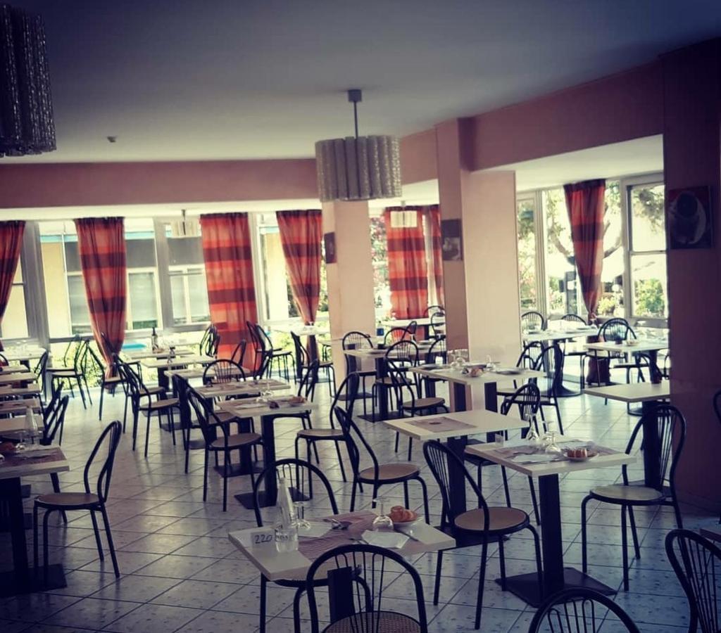 Hotel Magriv Rimini Eksteriør billede